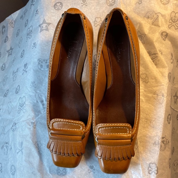Cole Haan leather tan brown kitten heels 6.5 - Picture 5 of 6